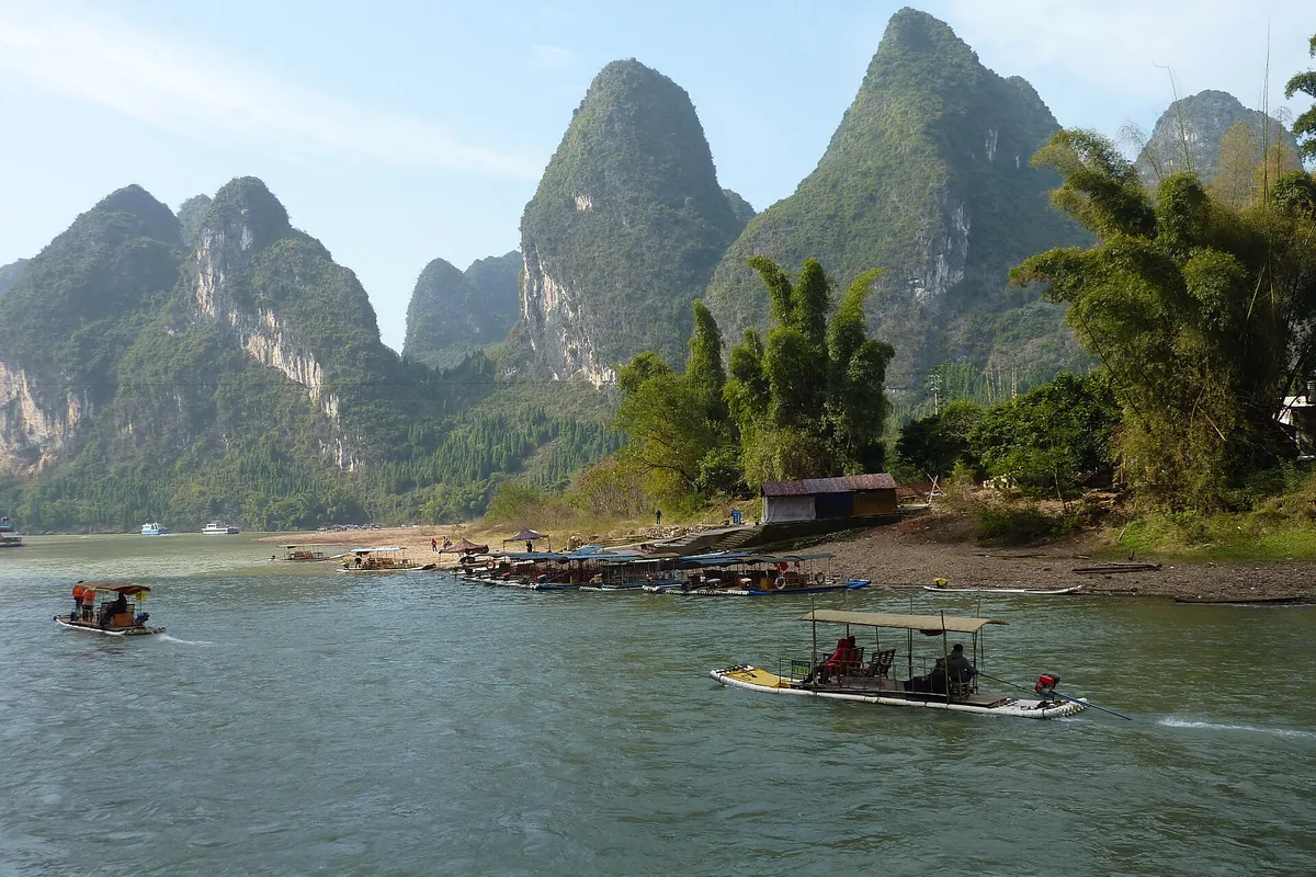 Li River cruise from Guilin toward Yangshuo