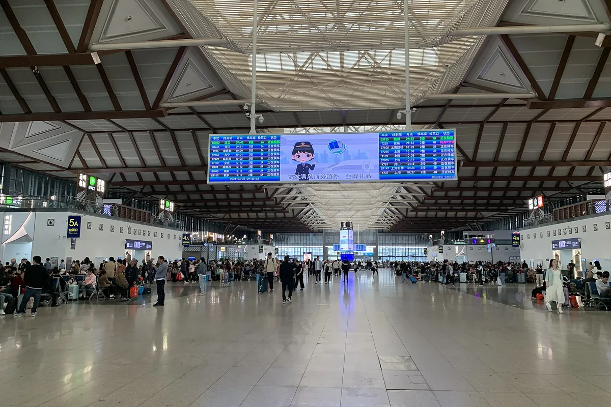 Passenger concourse inside Suzhou Railway Station