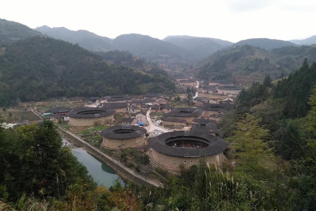 Circular and square Fujian tulou in a mountain valley