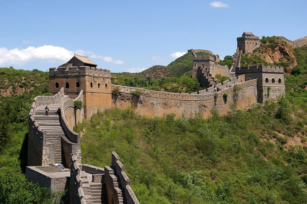 Watchtowers and steep steps at Jinshanling Great Wall