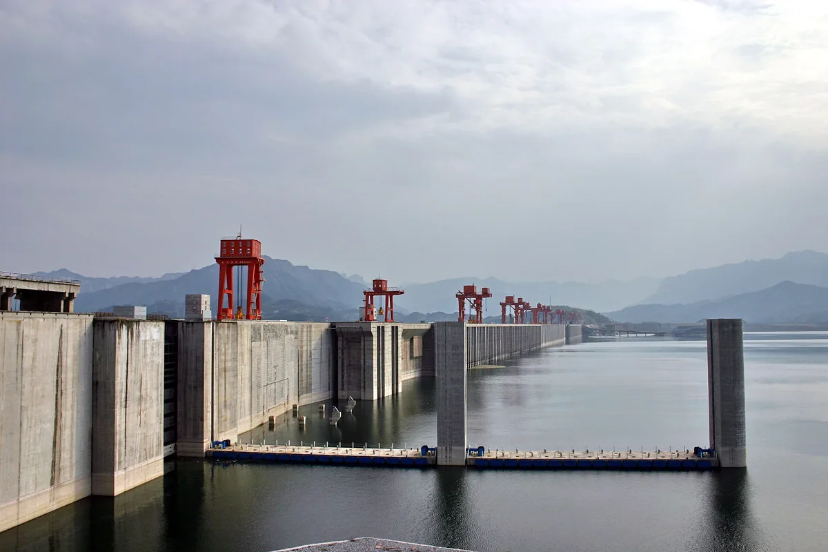 Three Gorges Dam and upstream reservoir viewed from shore