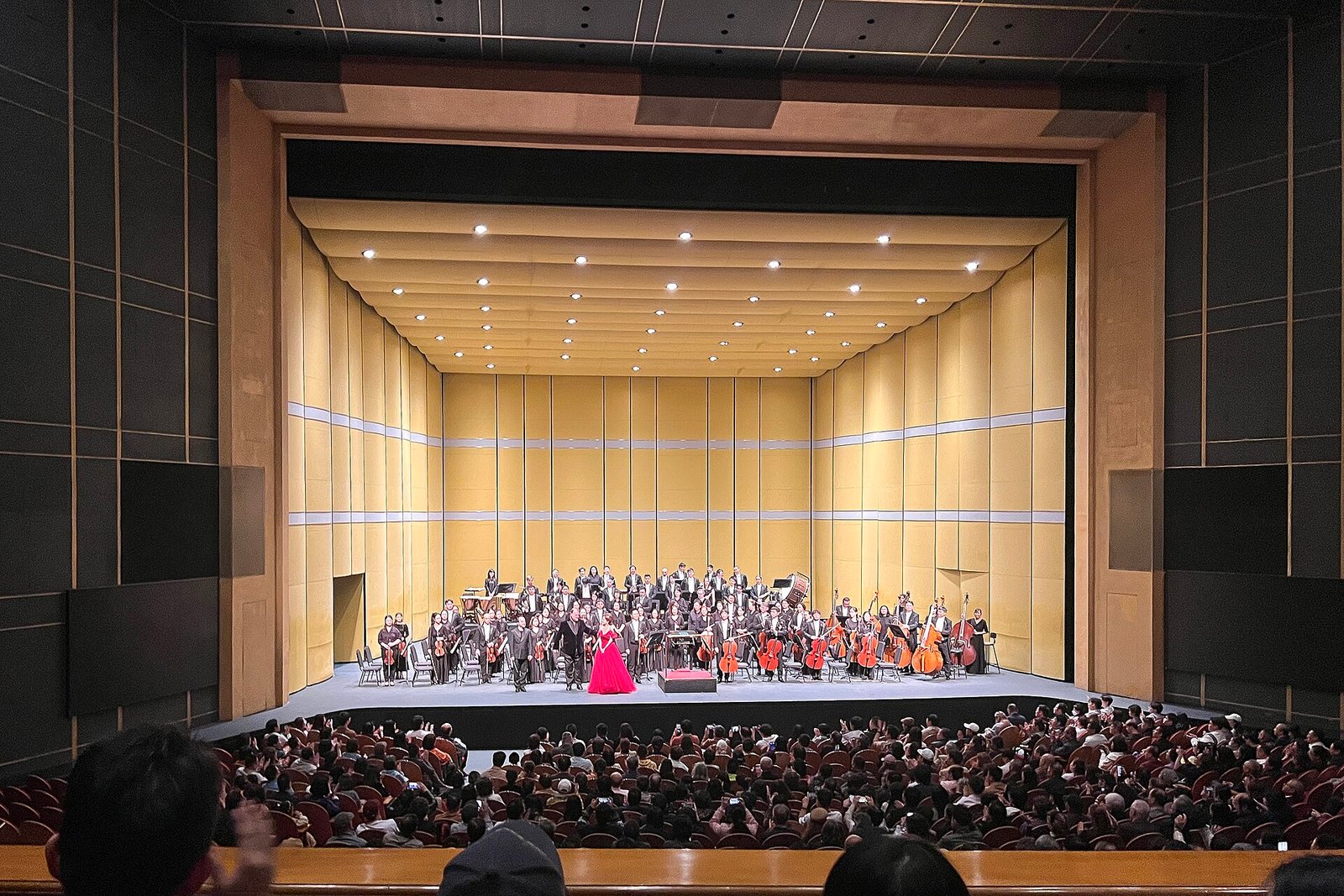 Main auditorium at Shanghai Grand Theatre during a performance