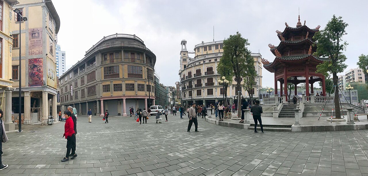 Small Park pavilion surrounded by Shantou historic arcaded streets
